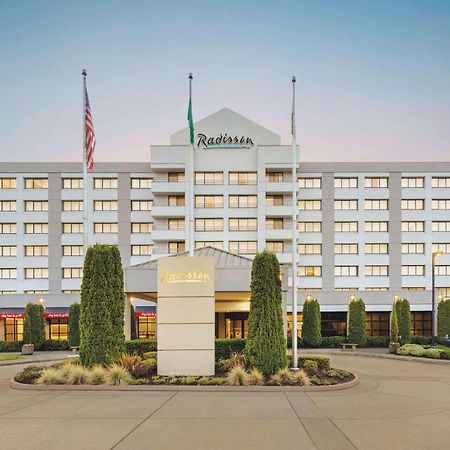 Radisson Hotel Seattle Airport Сиатак Екстериор снимка