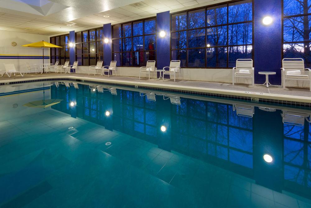 Radisson Hotel Seattle Airport Сиатак Екстериор снимка