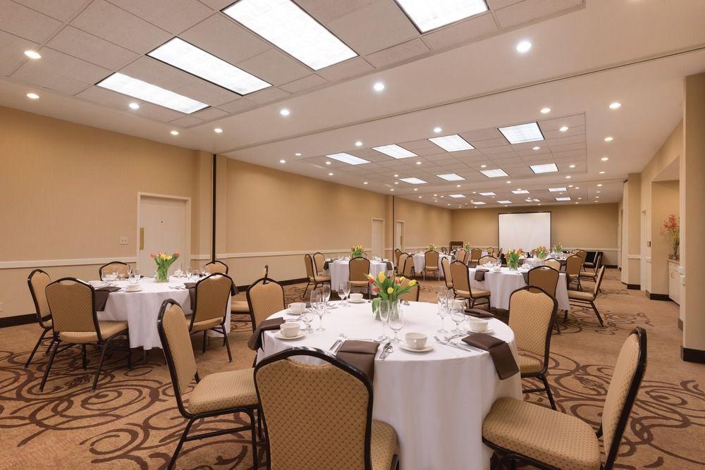 Radisson Hotel Seattle Airport Сиатак Екстериор снимка