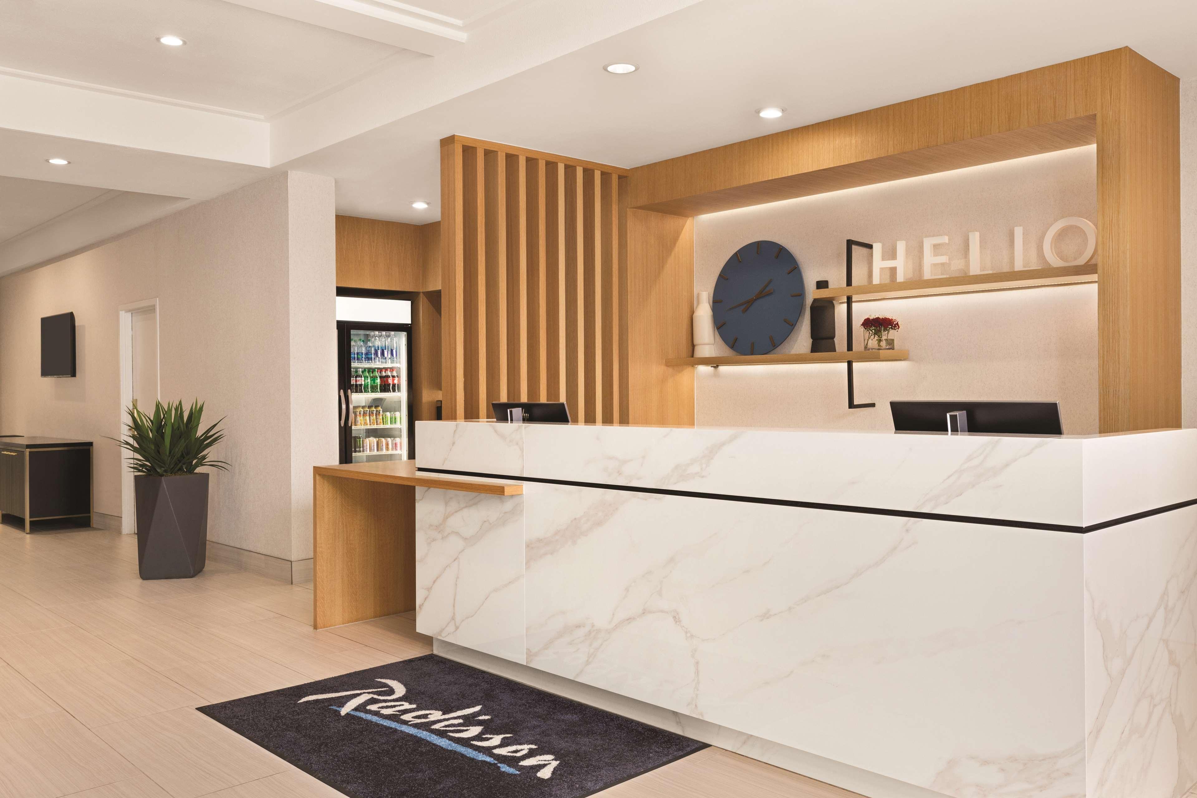 Radisson Hotel Seattle Airport Сиатак Екстериор снимка
