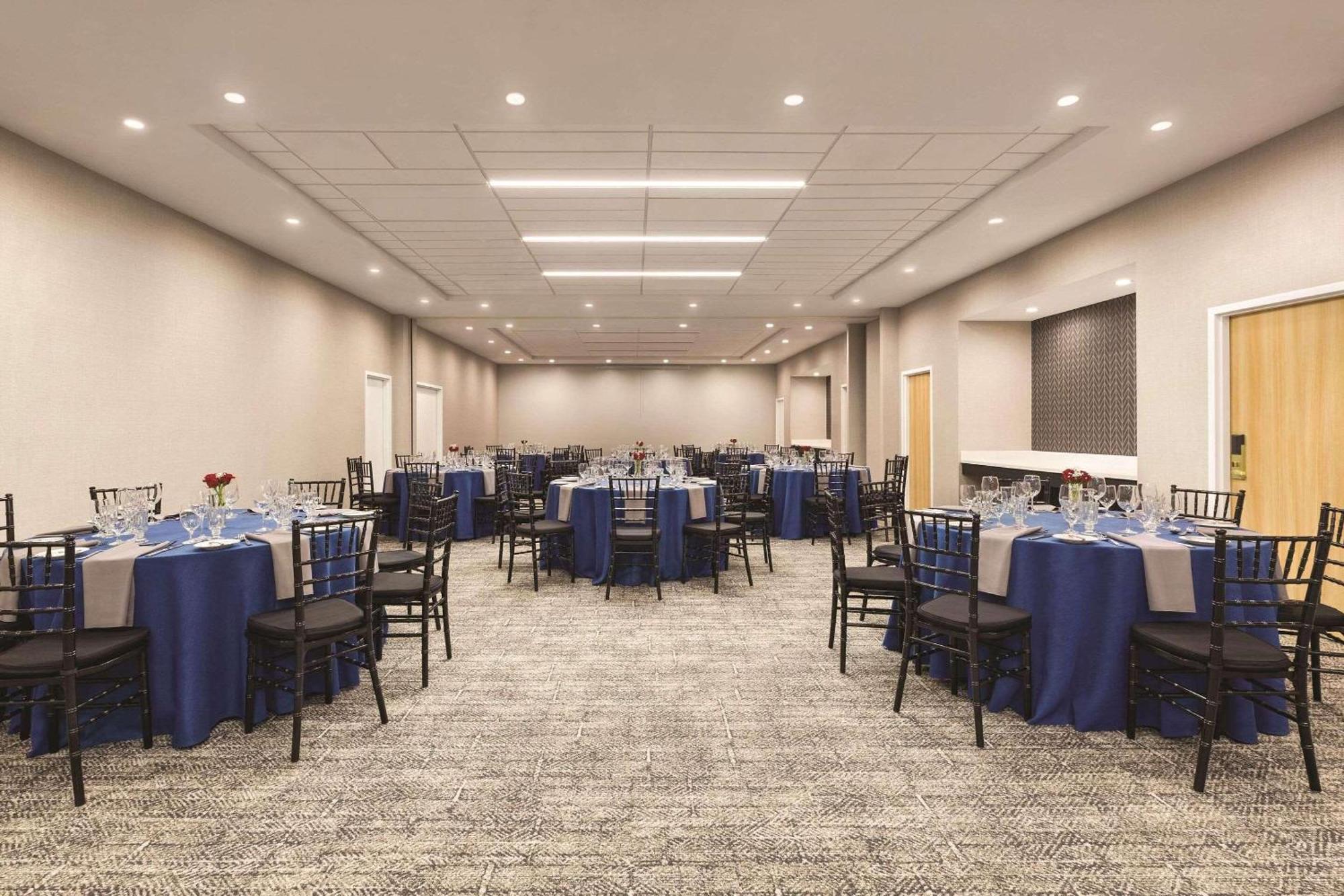 Radisson Hotel Seattle Airport Сиатак Екстериор снимка