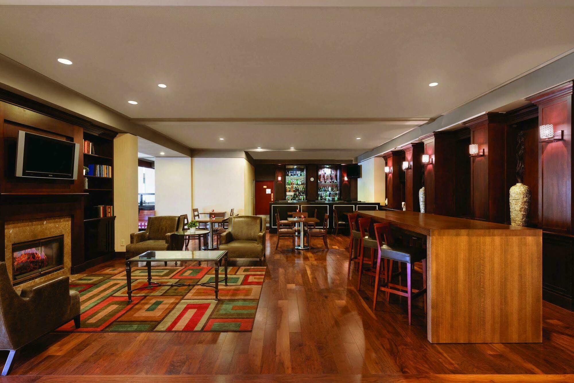Radisson Hotel Seattle Airport Сиатак Екстериор снимка