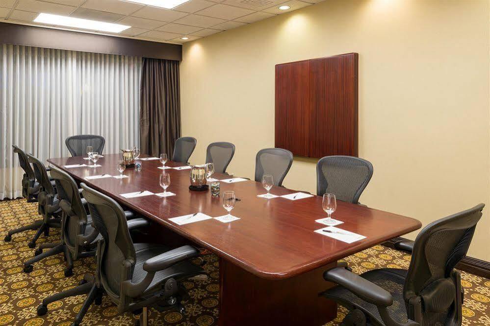 Radisson Hotel Seattle Airport Сиатак Екстериор снимка